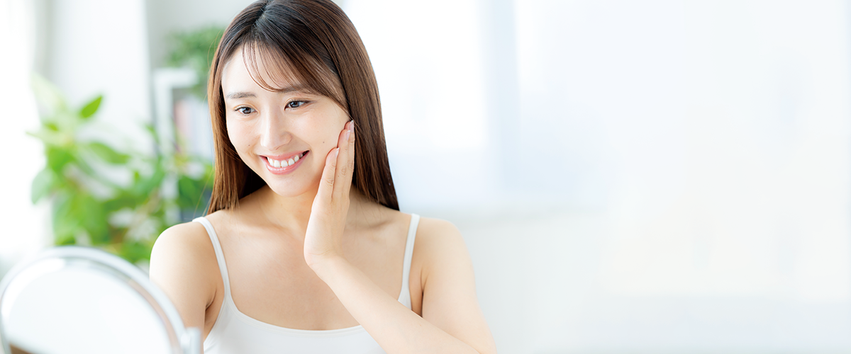 笑顔が美しい女性